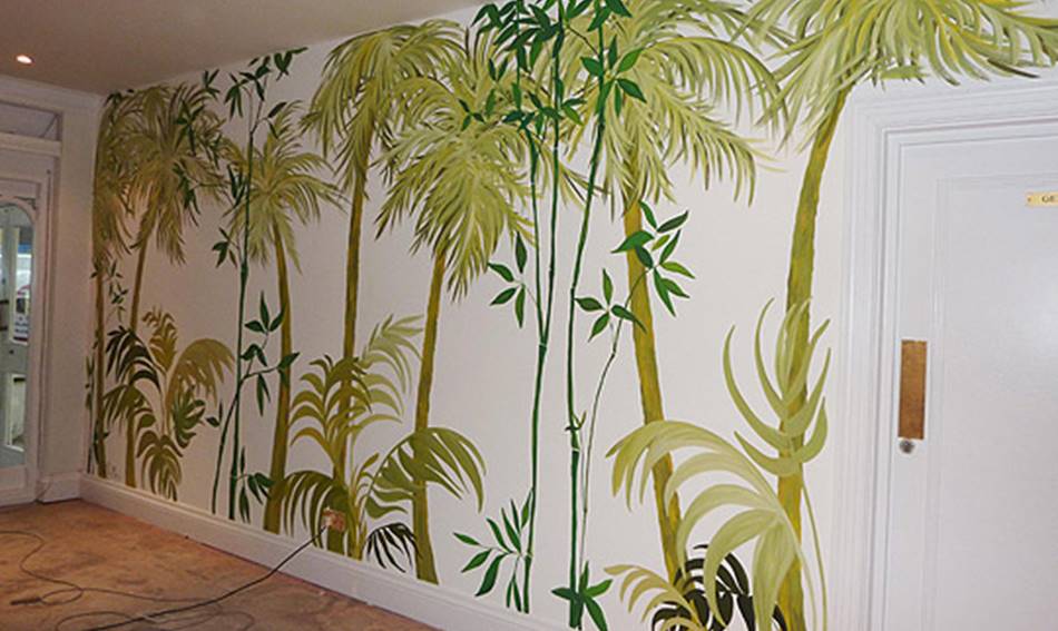 how to paint a palm tree on a wall